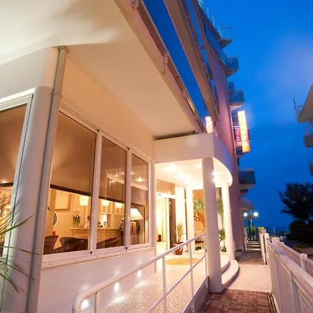 Hotel Nizza Frontemare Lido di Jesolo