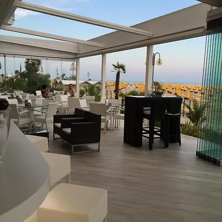 Nizza Frontemare 3*